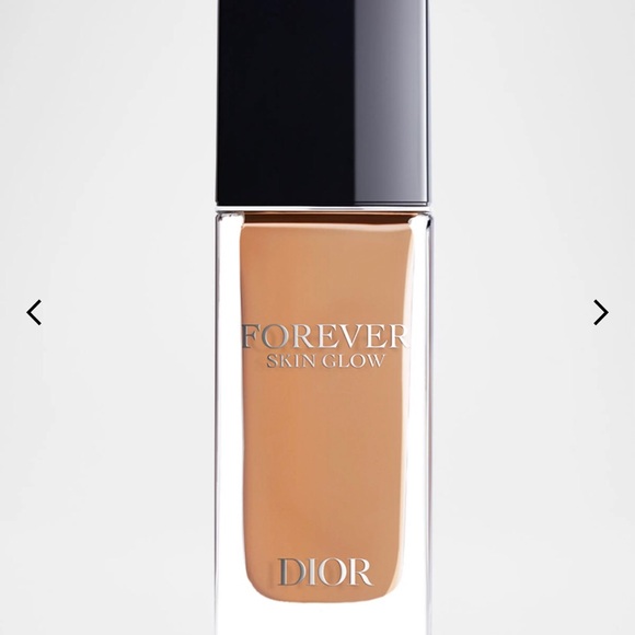 4WP 24H Wear Radiant Foundation - Cream